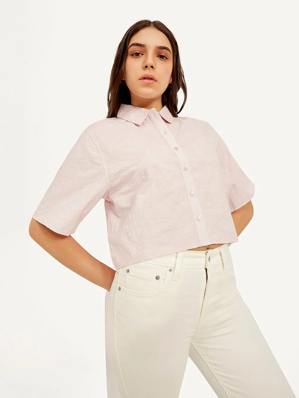 Women's Textured Spread Collar Shirt 1
