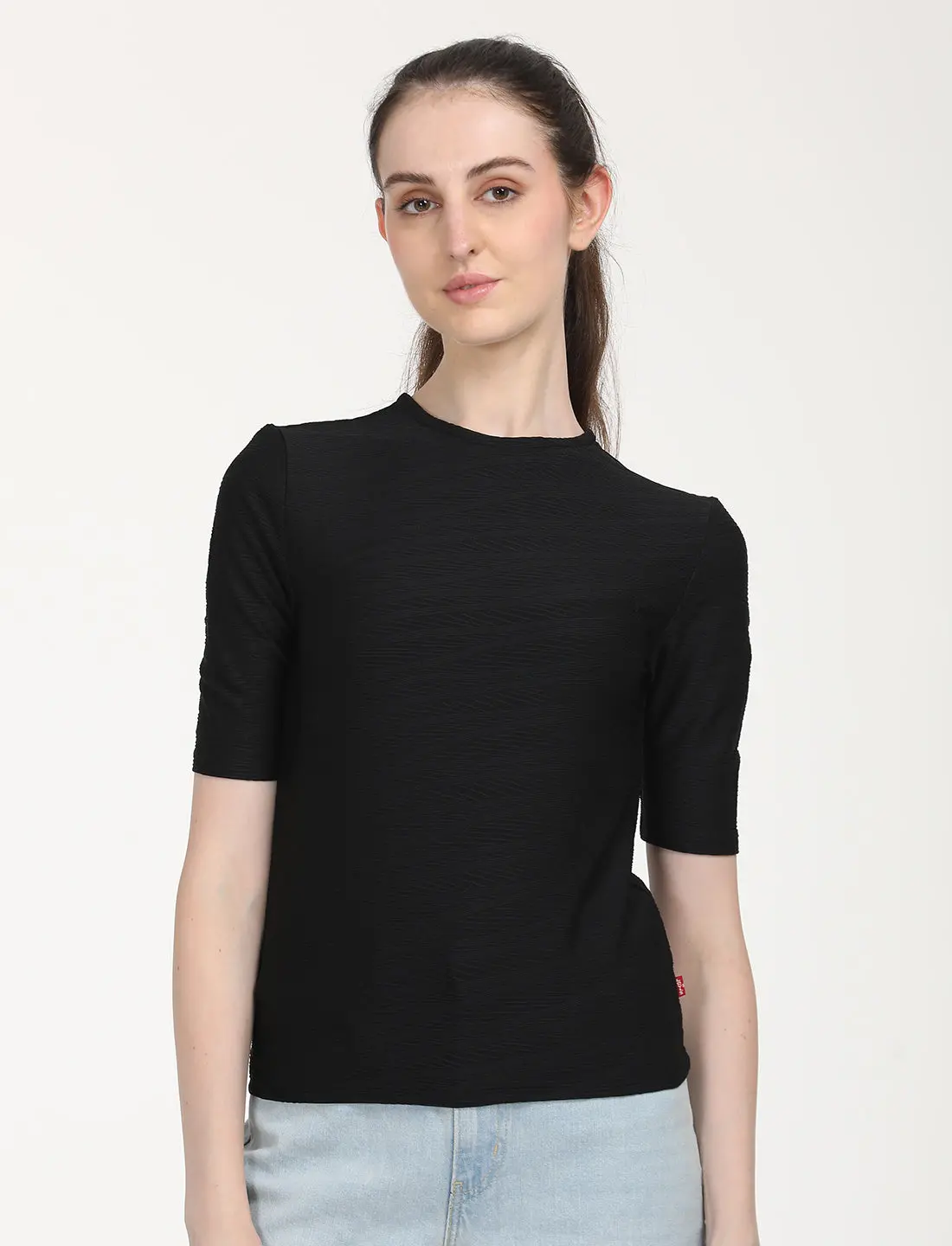Women's Solid Black Round Neck Sweater 1
