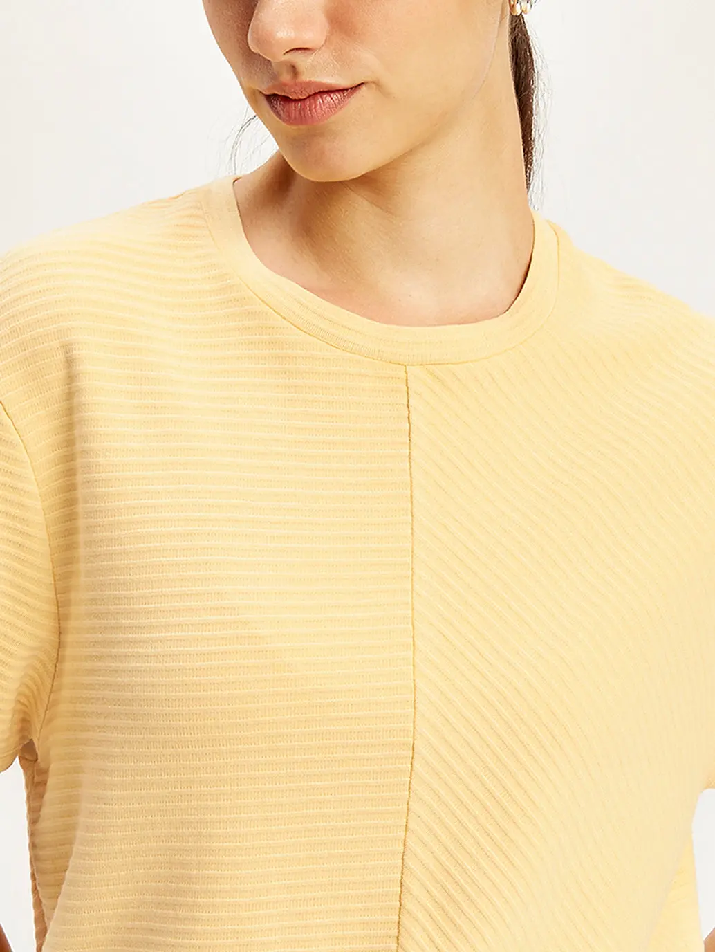 Women's Textured Relaxed Fit T-Shirt 5