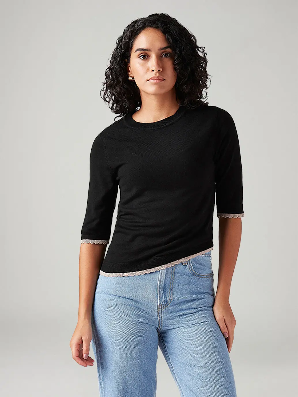 Women's Solid Slim Fit Top 1