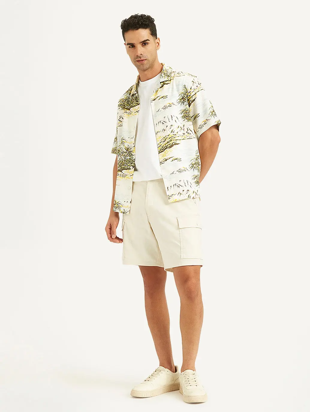Men's White Regular Fit Shorts 1