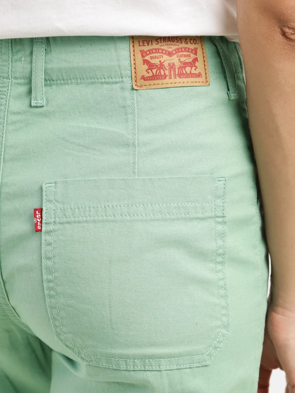 Women's 80S Green Loose Fit Mid Rise Jeans 5