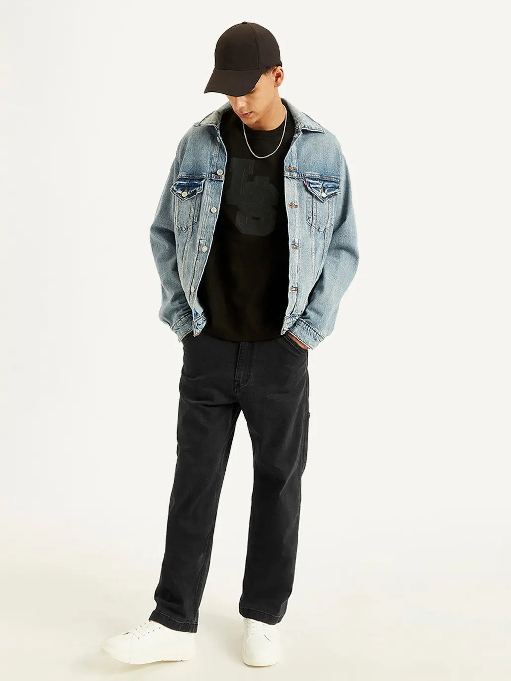 Men's 568 Black Loose Fit Mid Rise Jeans 1