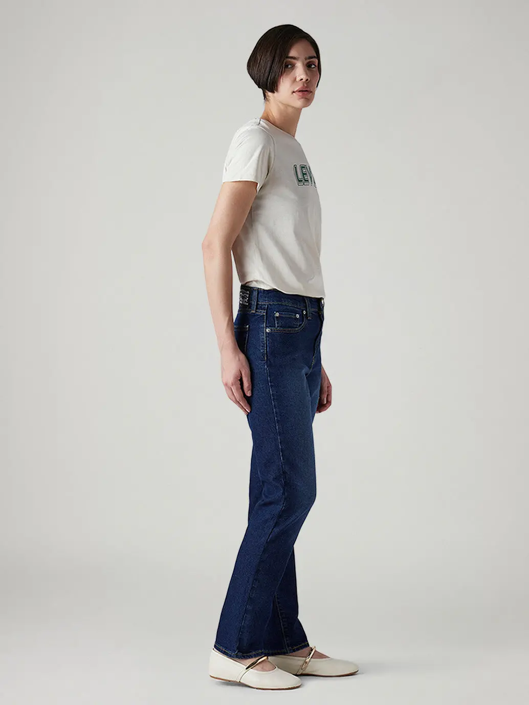 Women's 724 Dark Indigo Slim Straight Fit High Rise Tinted Jeans 7