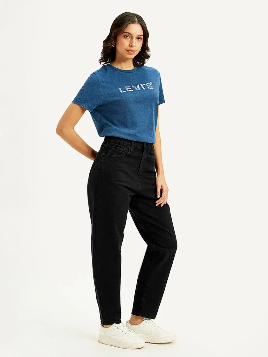 Women's Black Loose Tapered Fit High Rise Jeans 5