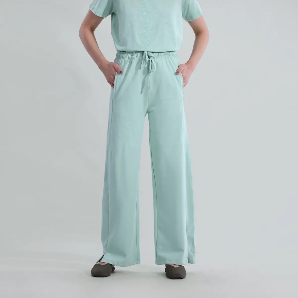 Twill Terry Pleated Trouser 1