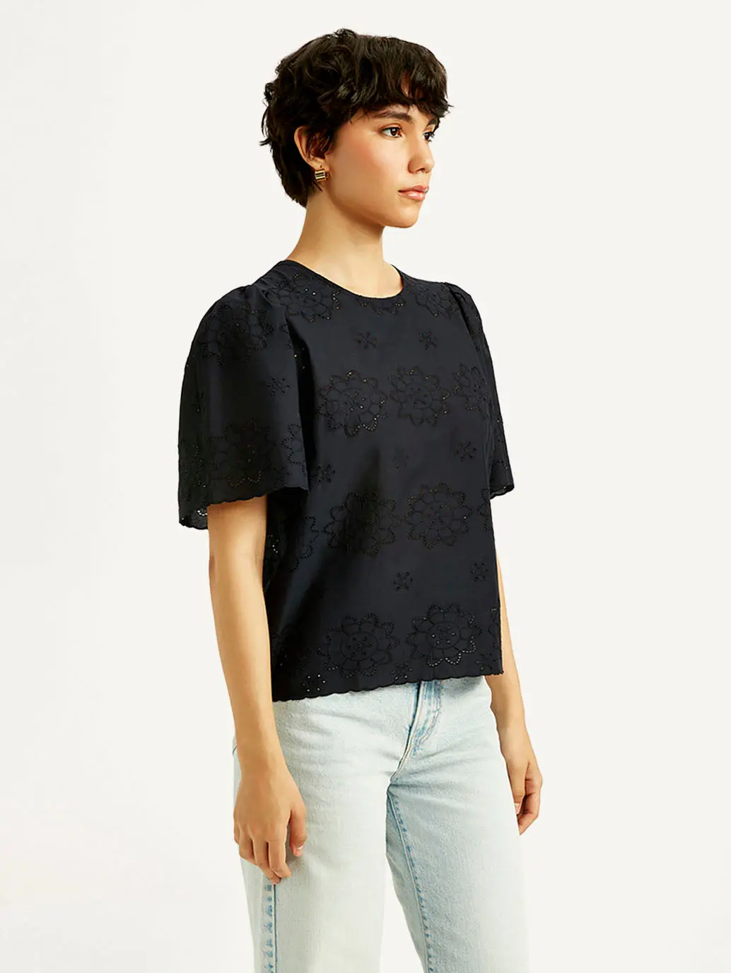 Women's Floral Black Round Neck Top 5