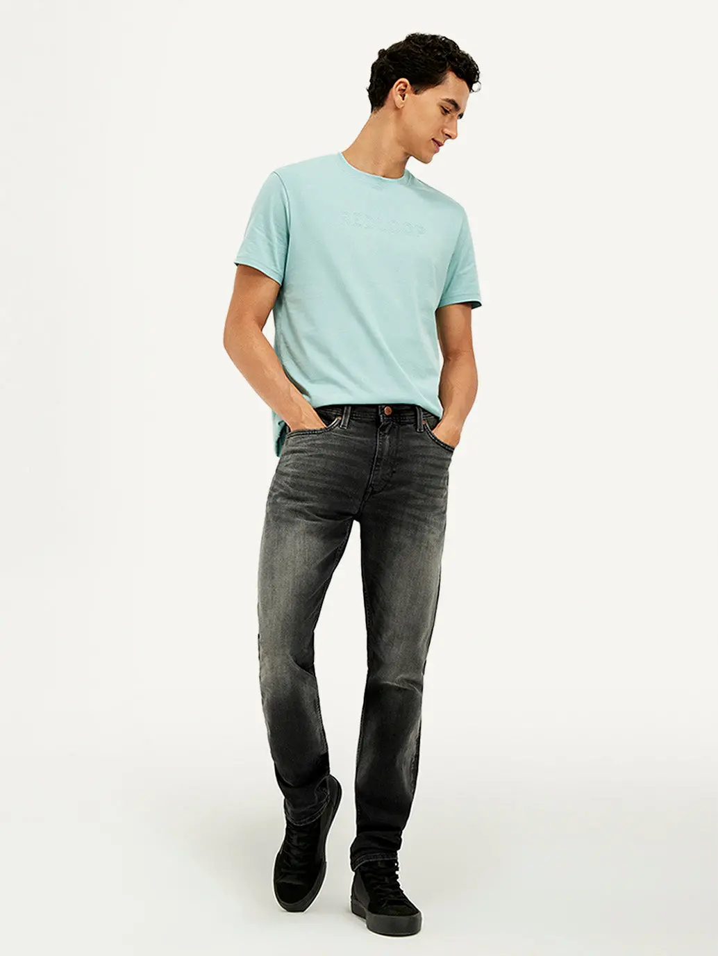 Men's Redloop 512 Slim Tapered Fit Mid Rise Jeans 1