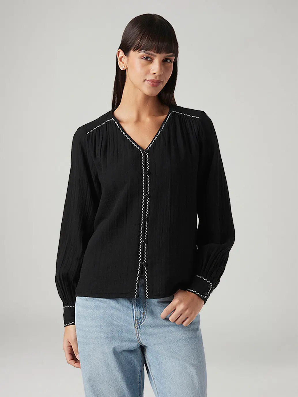 Women's Solid Regular Fit Top 1