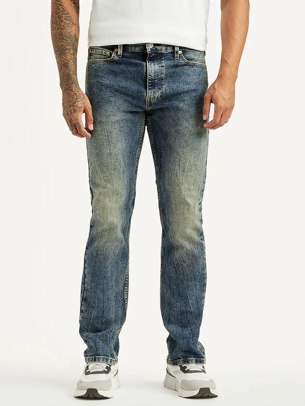 Men's Tinted 513 Med Indigo Slim Tapered Fit Mid Rise Jeans 3