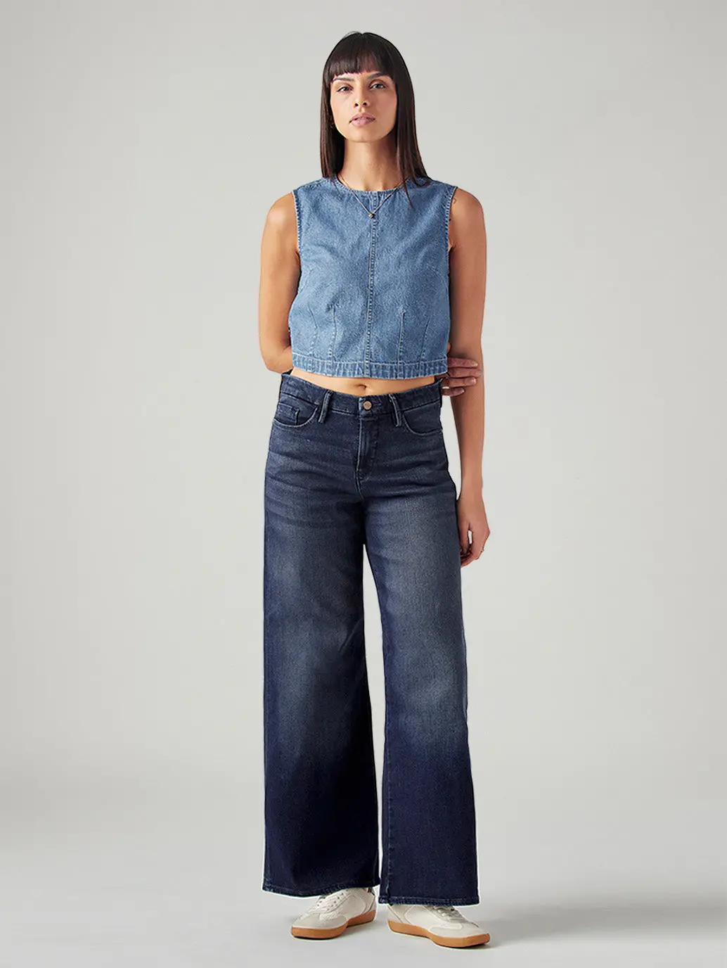 Women's 318 Dark Indigo Shaping Wide Leg Fit Mid Rise Redloop Jeans 1