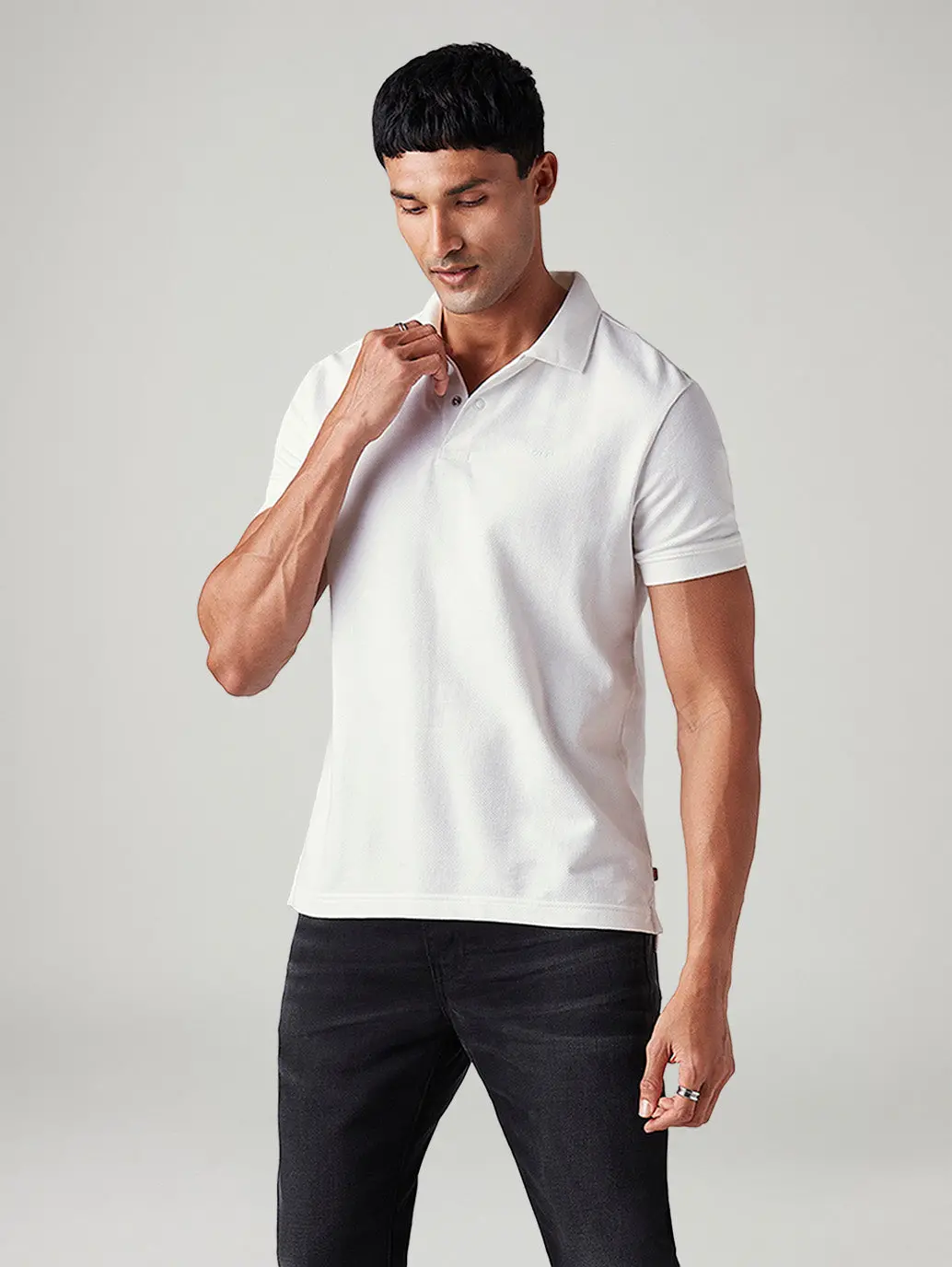 Men's Solid Slim Fit Textured Polo T-Shirt 1