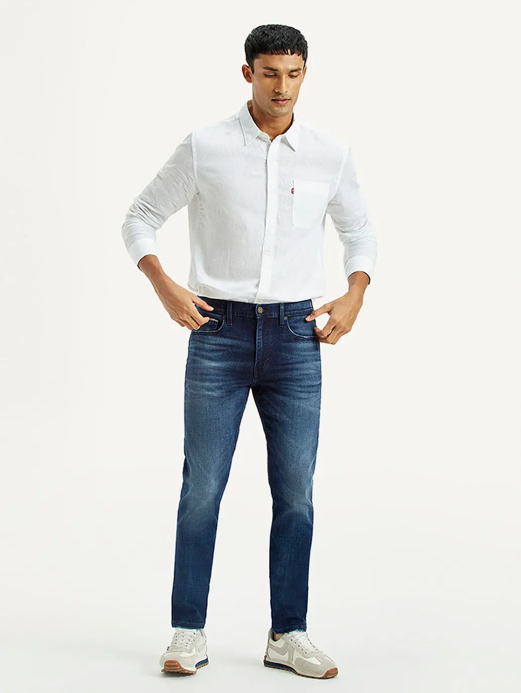 Men's 512 Dark Indigo Slim Tapered Fit Mid Rise Jeans 1