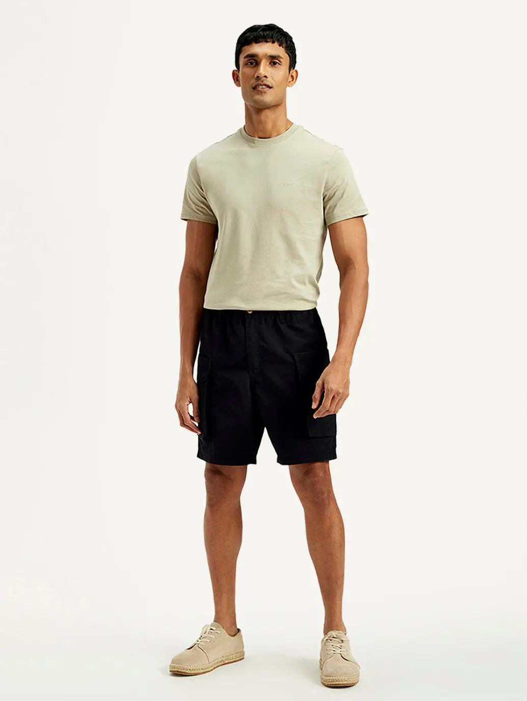 Men's Solid Regular Fit Shorts 2