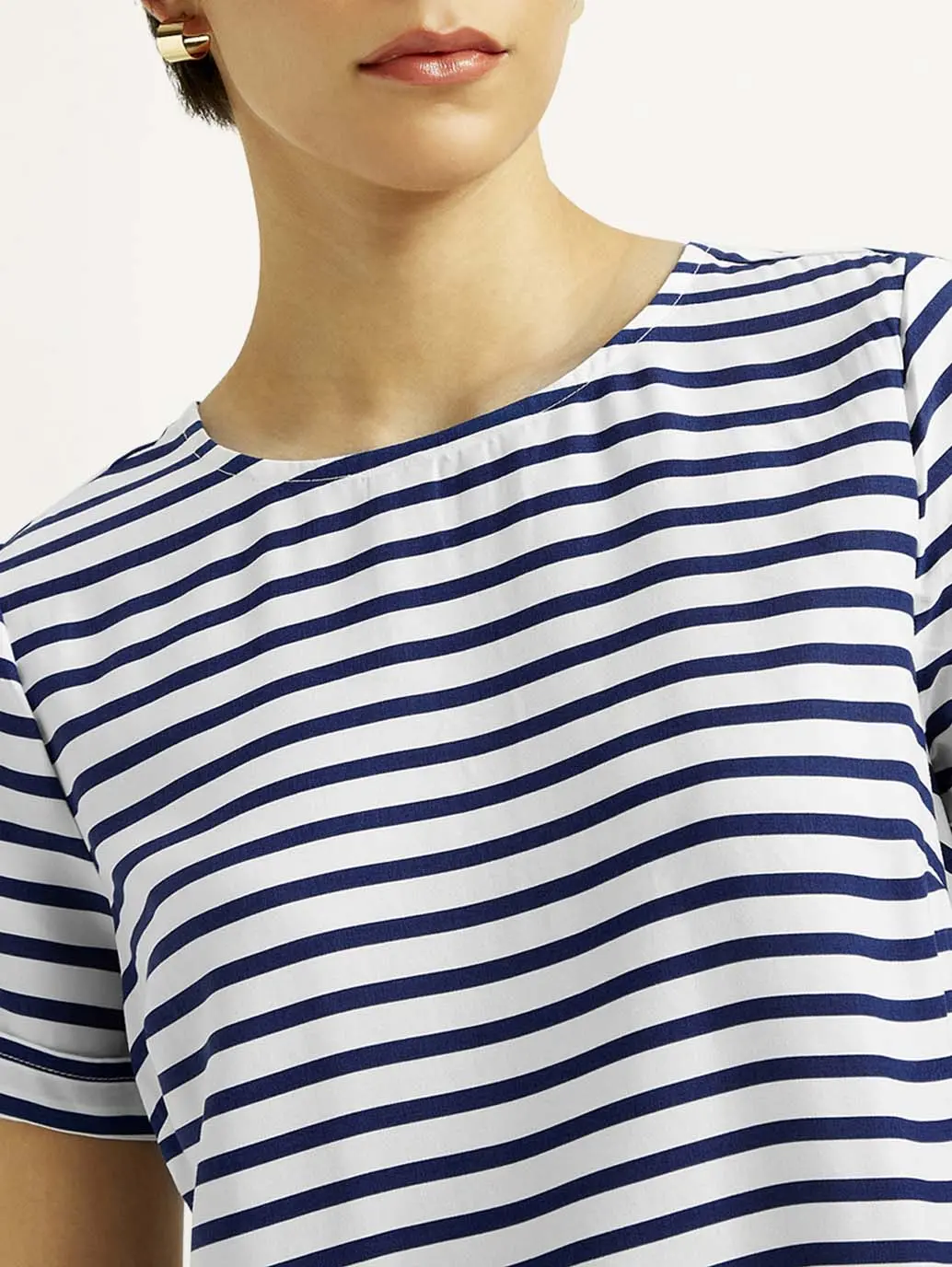 Women's Striped White Round Neck Top 4