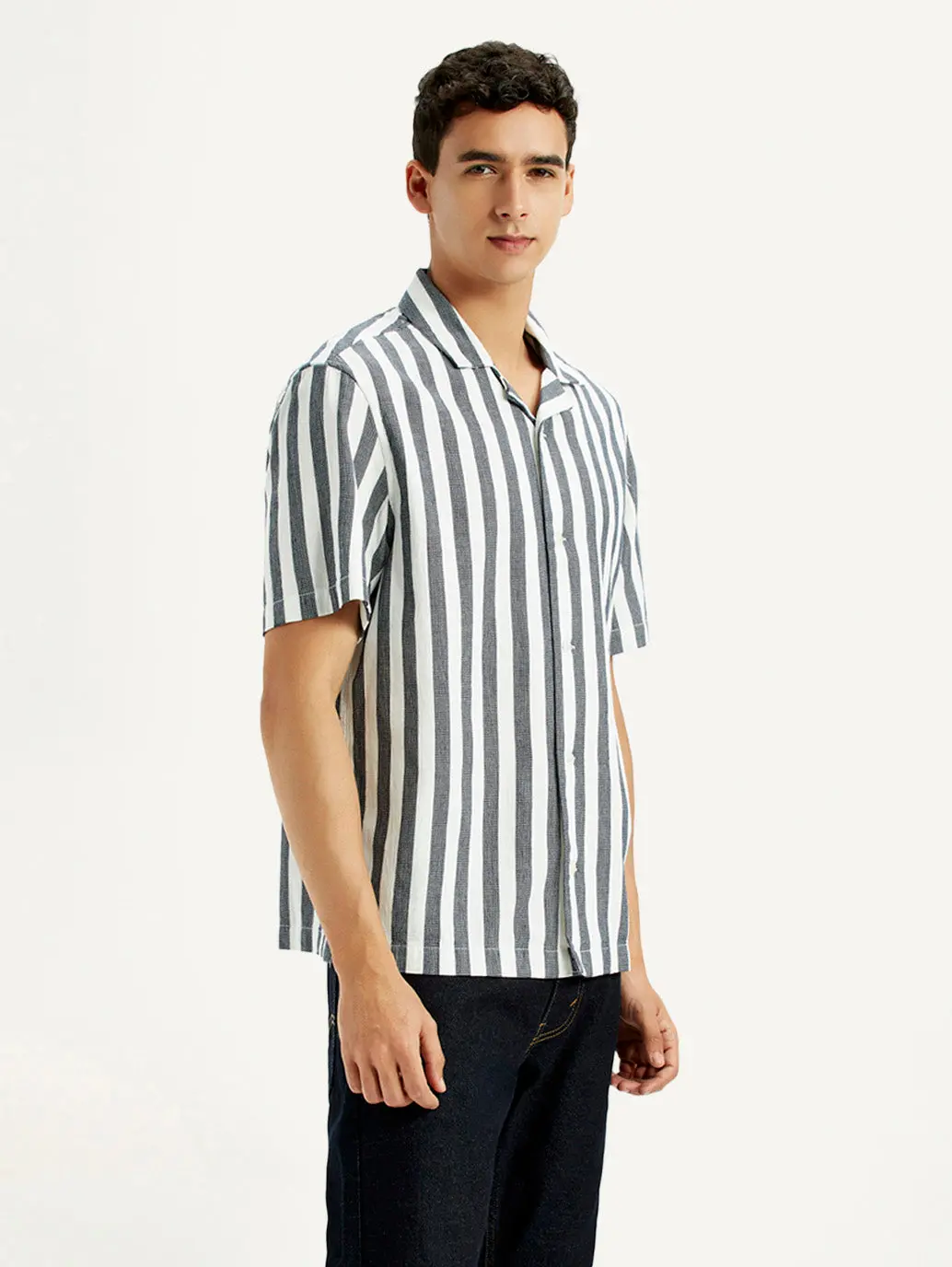 Men's Striped White Slim Fit Camp Shirt 5