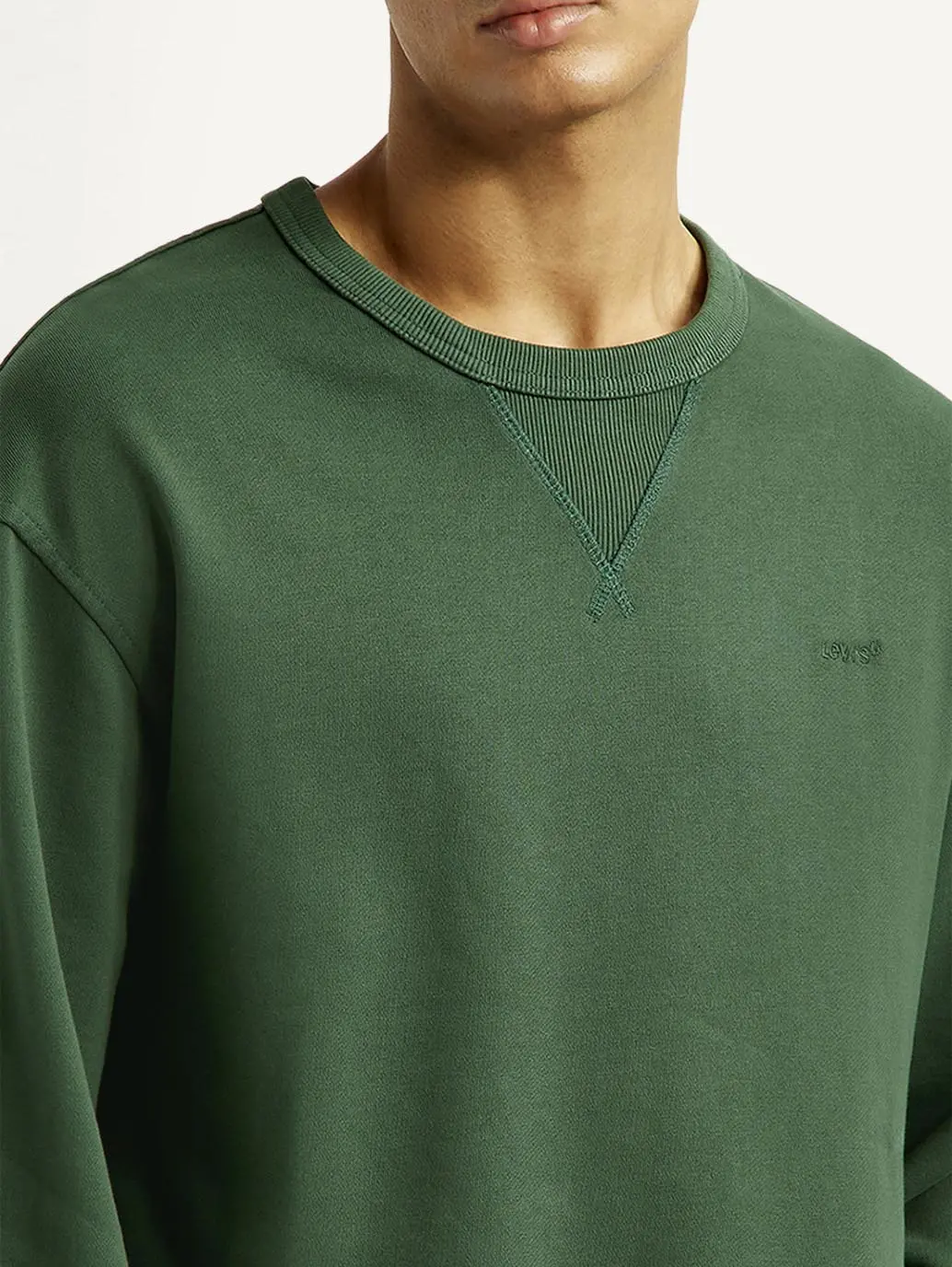 Men's Overdyed Solid Green Crew Neck Sweatshirt 3