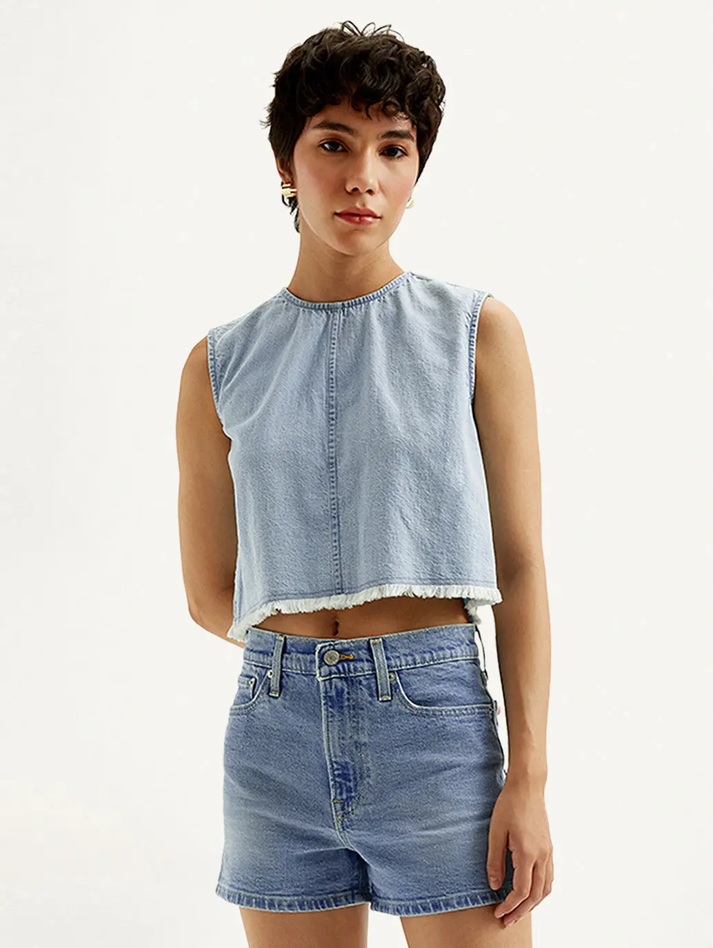 Women's Solid Light Blue Round Neck Denim Crop Top 4
