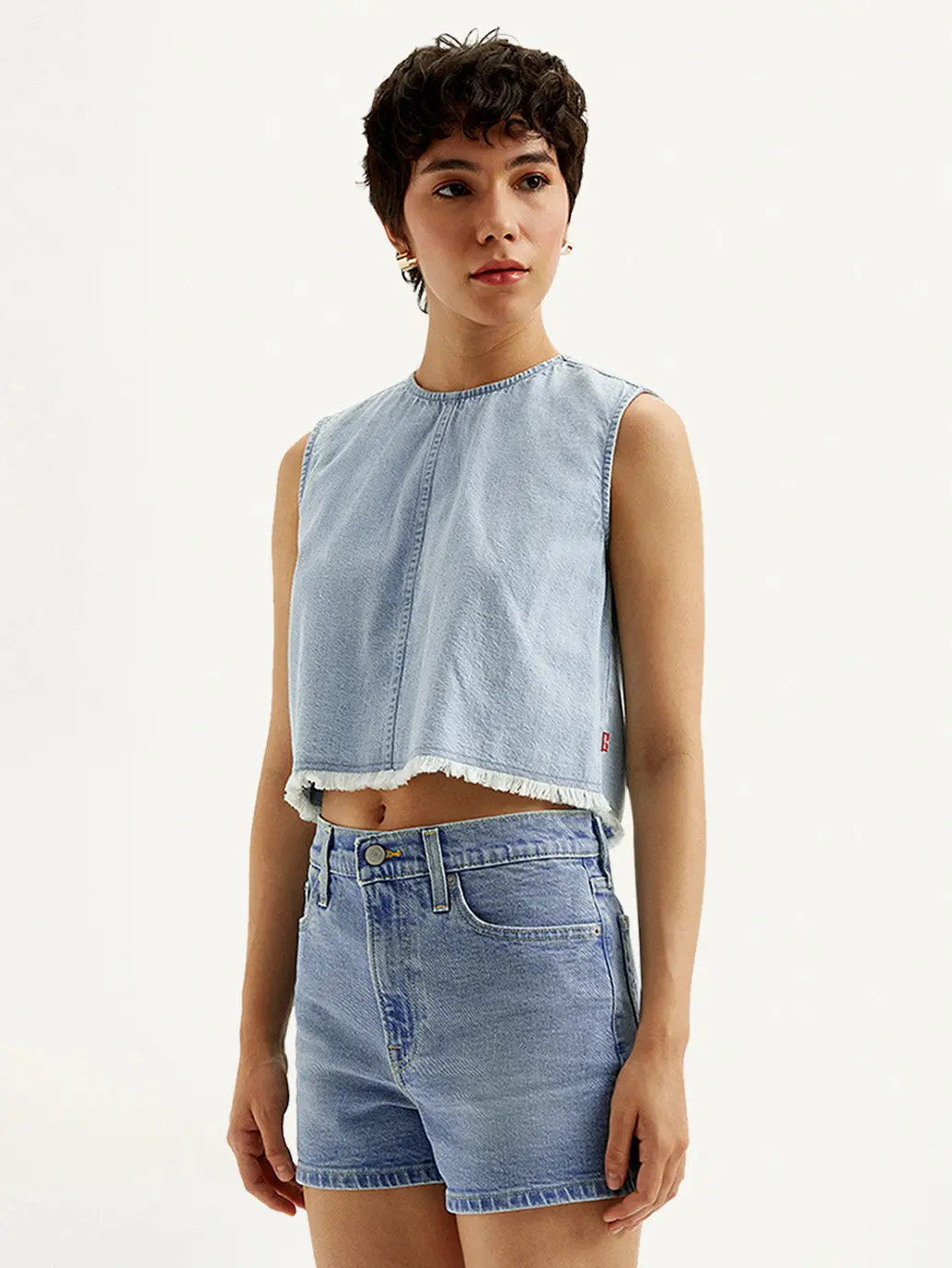 Women's Solid Light Blue Round Neck Denim Crop Top 5
