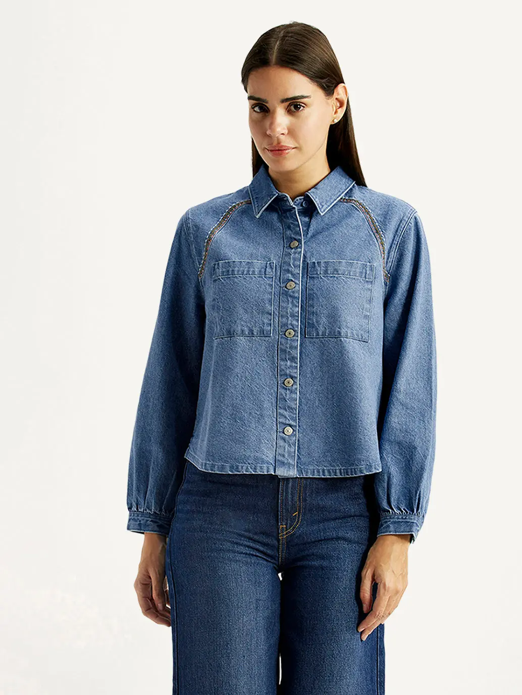 Women's Solid Indigo Spread Collar Relaxed Fit Shirt 4