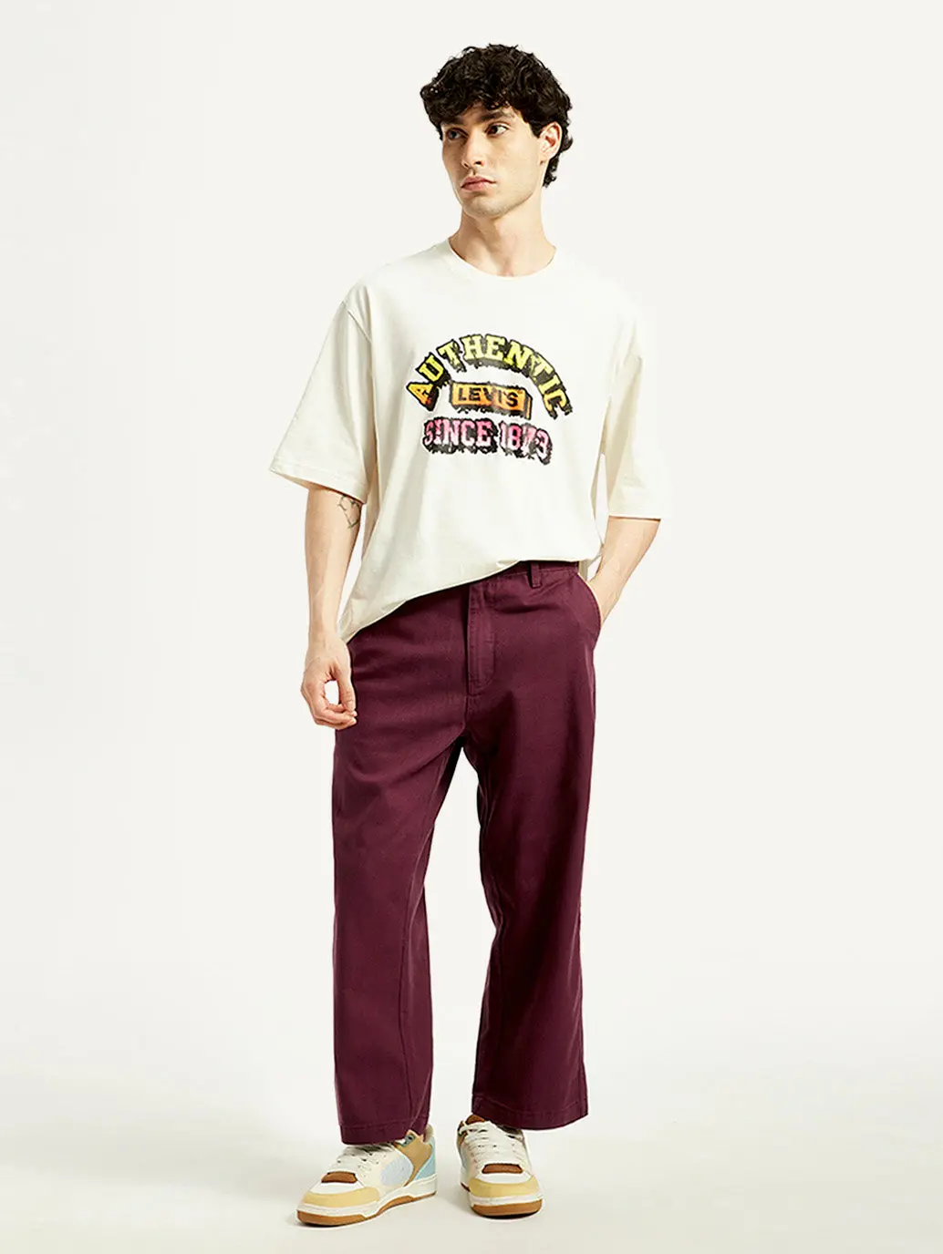 Men's Maroon Loose Fit Mid Rise Chinos 1
