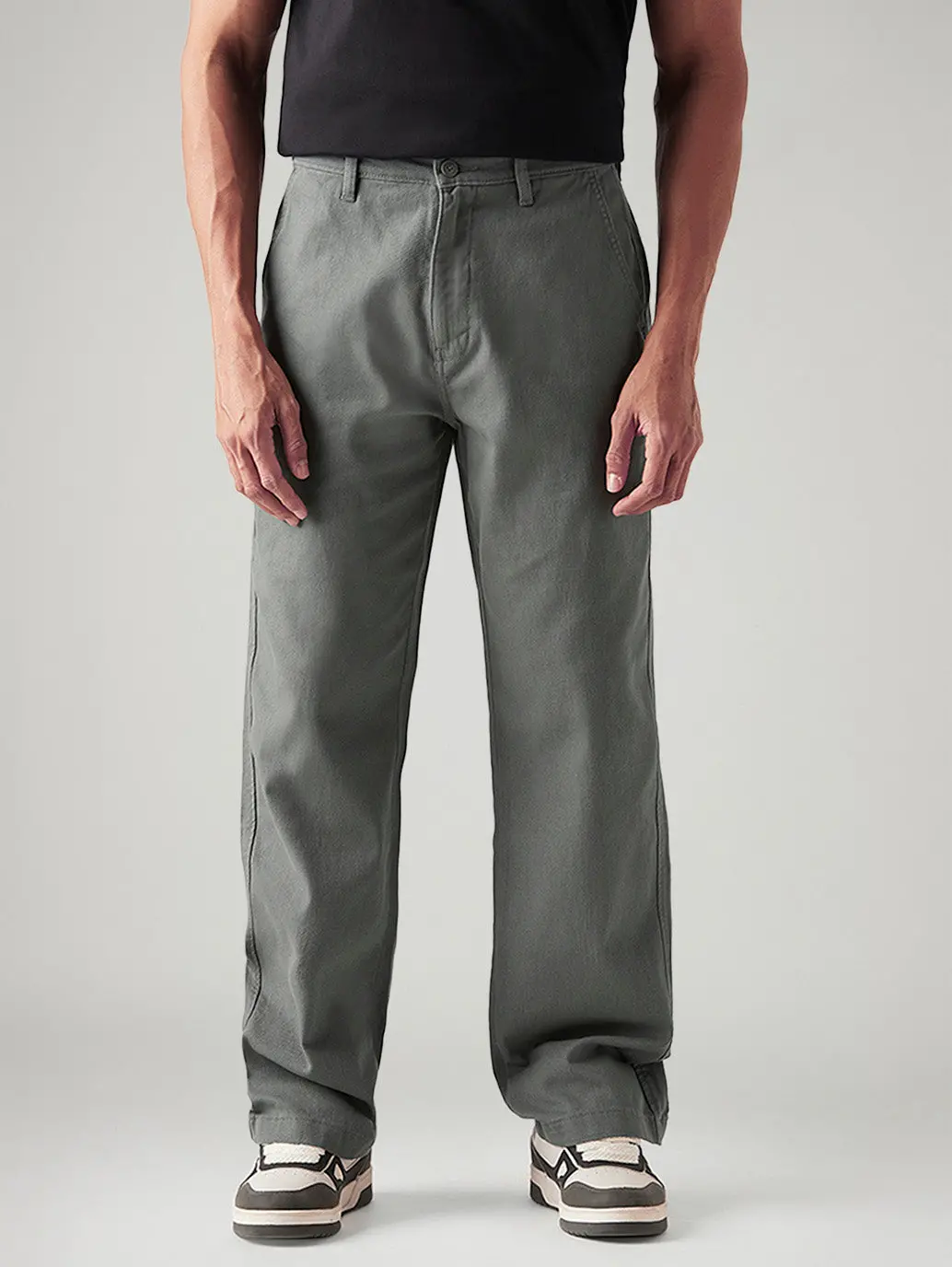 Men's Grey Loose Fit Mid Rise Chinos 3
