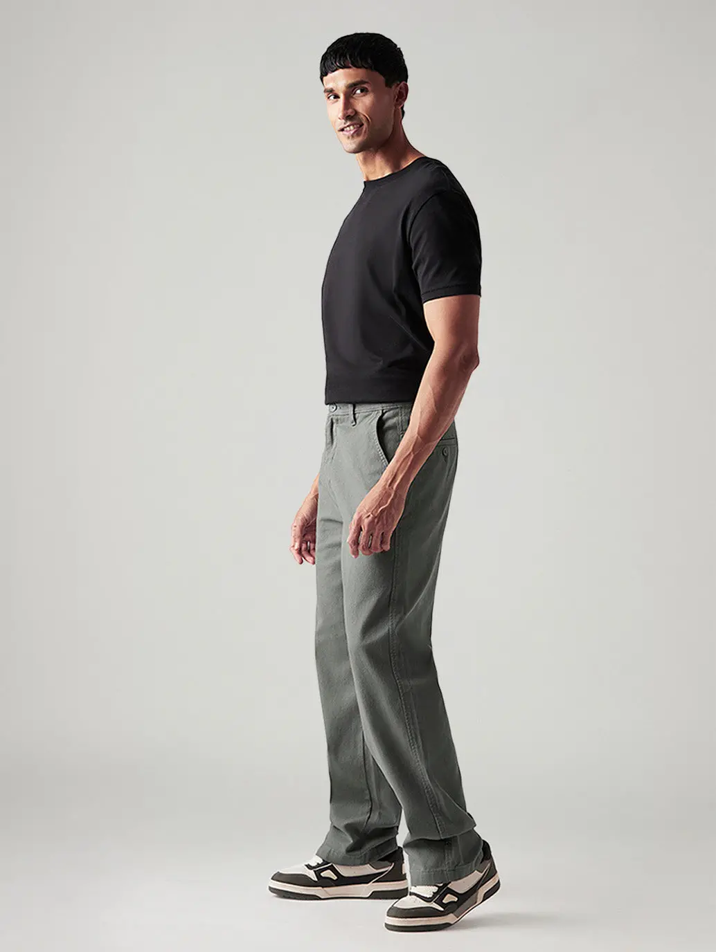 Men's Grey Loose Fit Mid Rise Chinos 6