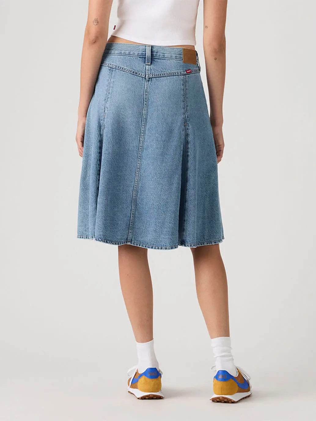 Women's Med Indigo Regular Fit Mid Rise Skirt 4