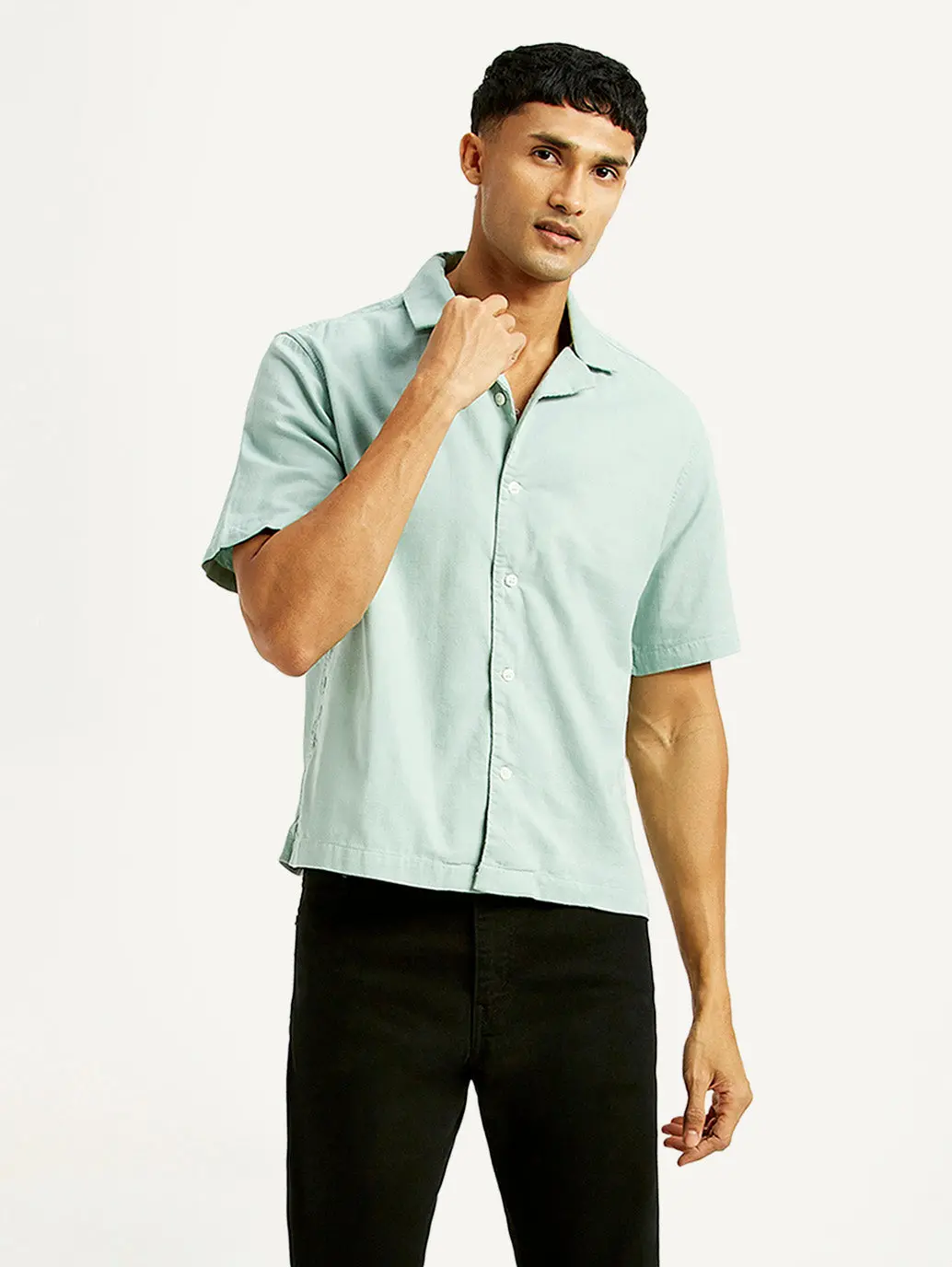 Men's Solid Boxy Fit Resort Collar Shirt 1