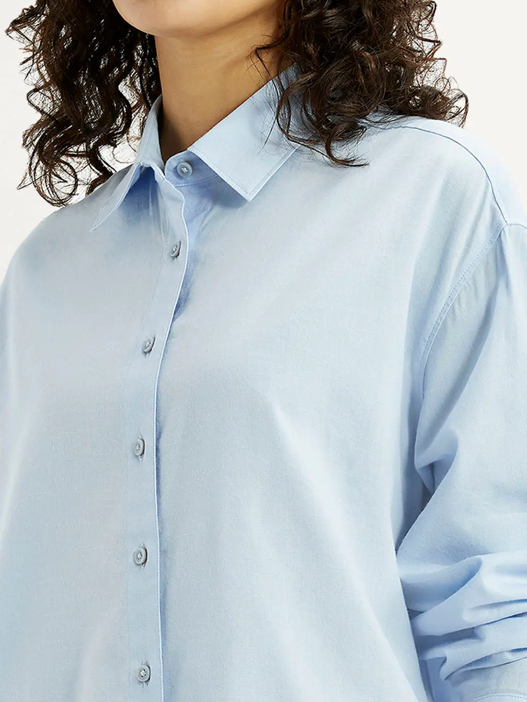 Women's Solid Light Blue Relaxed Fit Shirt 4