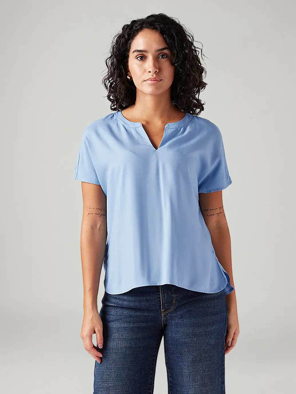 Women's Solid Relaxed Fit Top 1