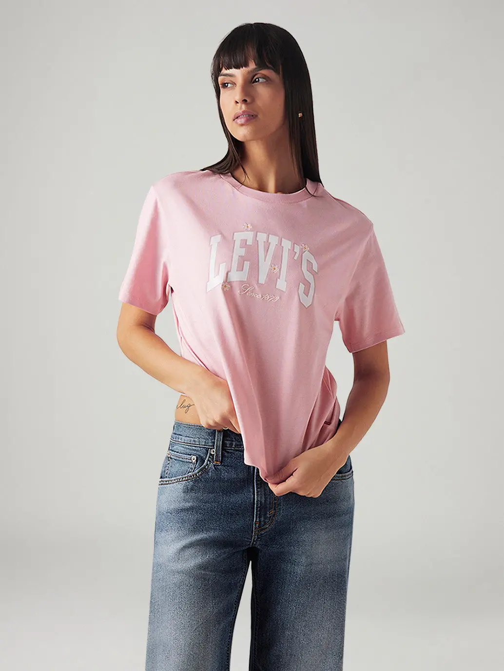 Women's Logo Printed Relaxed Fit T-Shirt 1