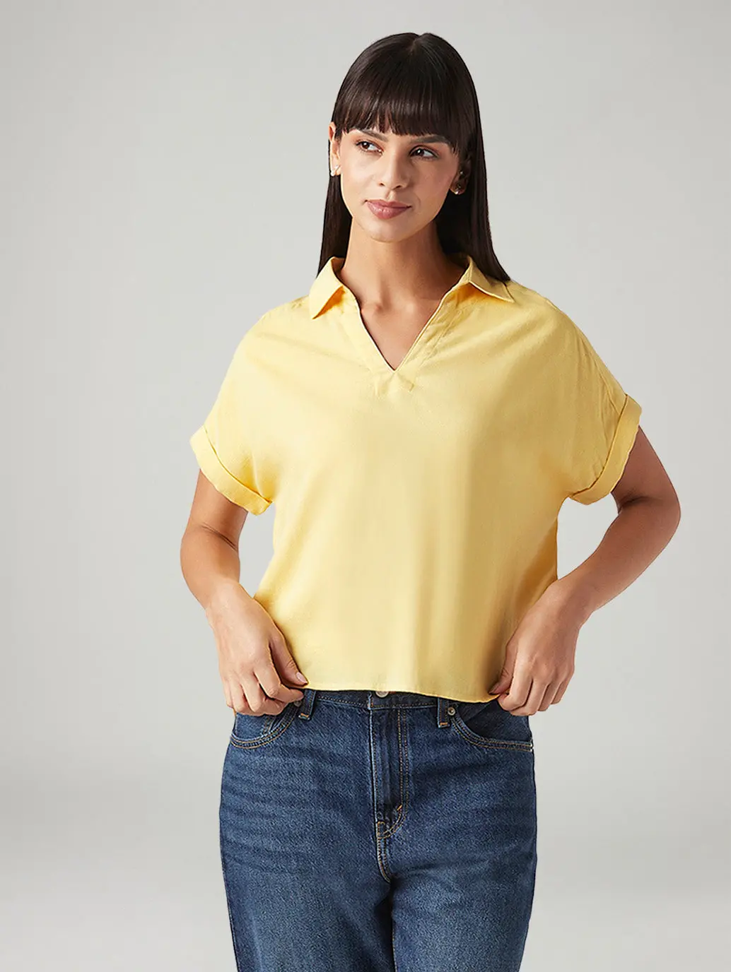 Women's Solid Relaxed Fit Linen Top 1