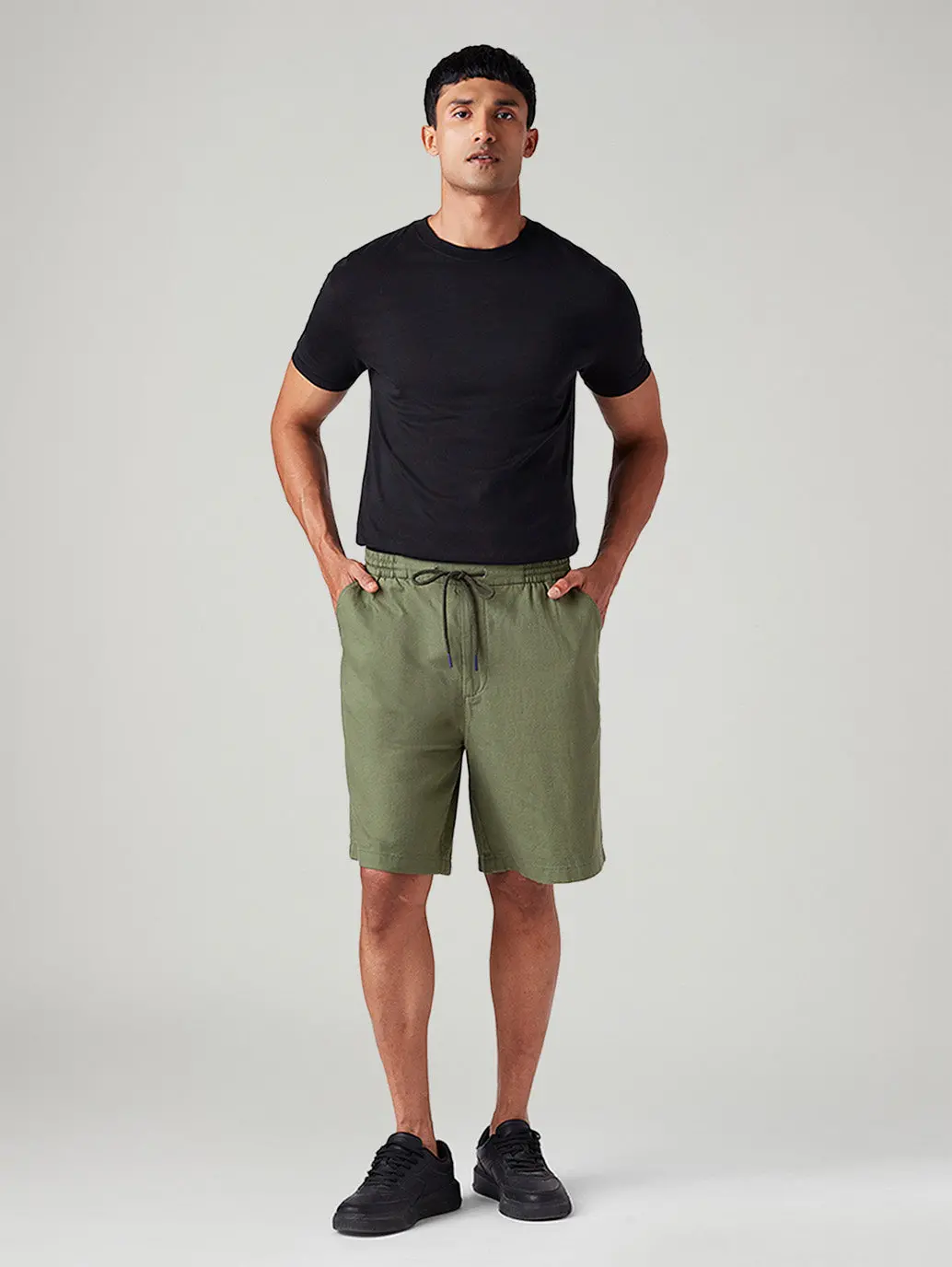 Men's Olive Baggy Fit Mid Rise Linen Shorts 1