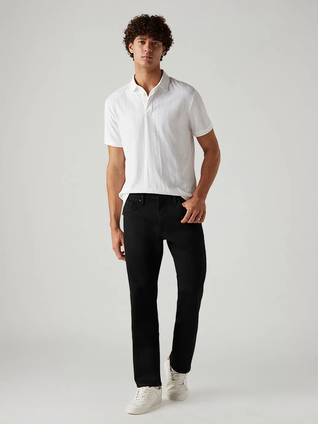 Men's 541 Black Tapered Fit Innovation Stretch Jeans 1