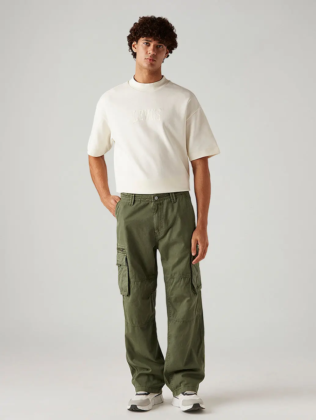 Men's Olive Baggy Fit Mid Rise Cargo Trousers 1