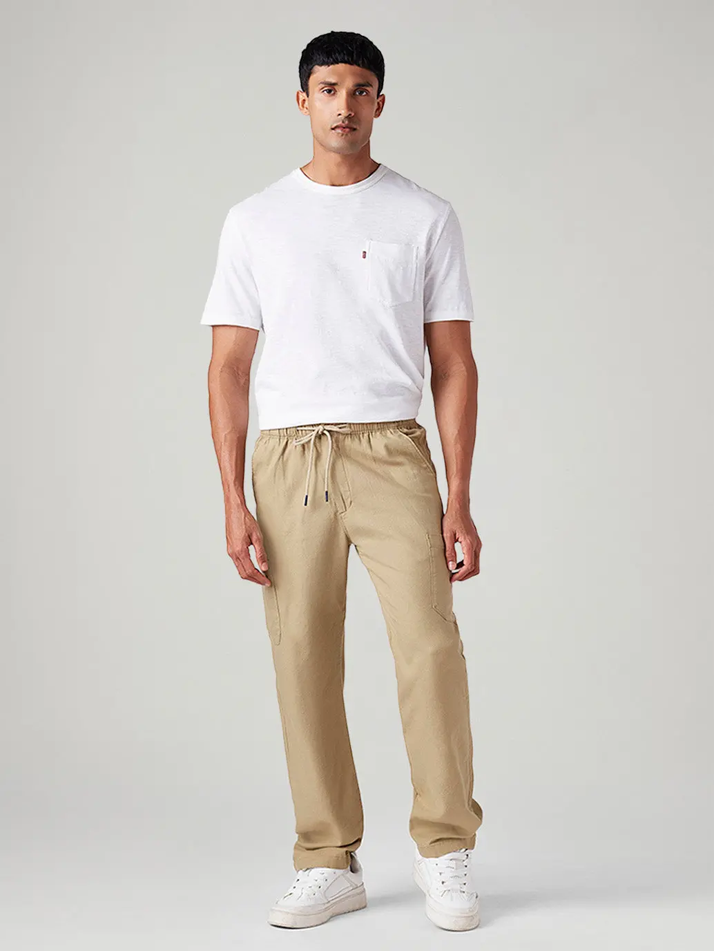 Men's Khaki Relaxed Tapered Fit Mid Rise Linen Cargos 1