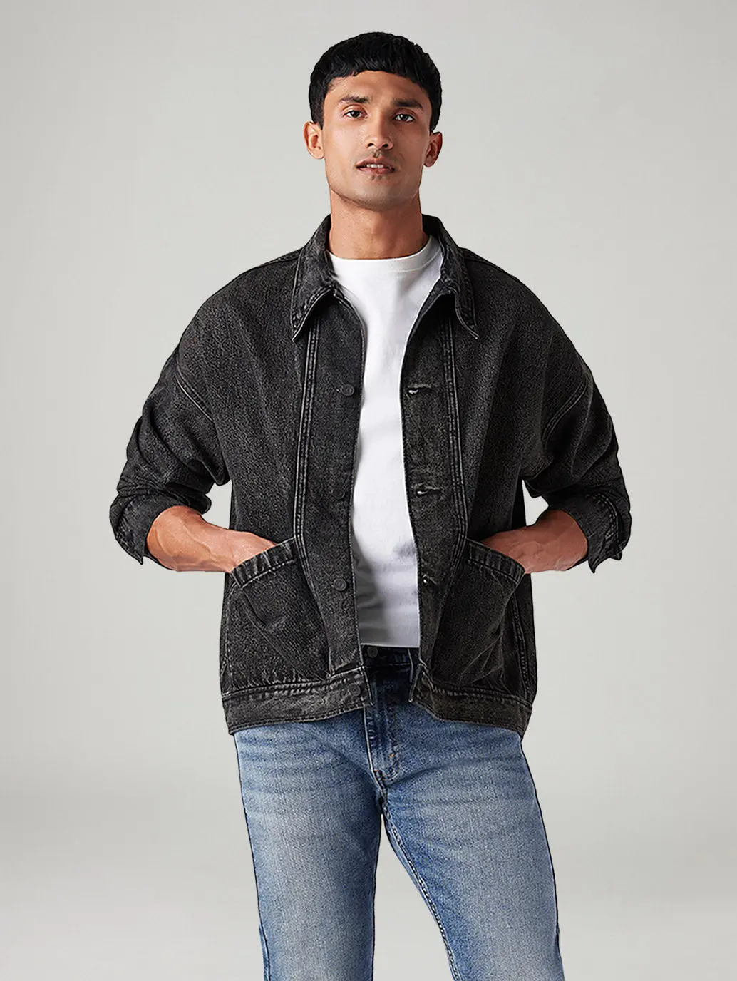 Men's Solid Relaxed Fit Denim Jacket 1
