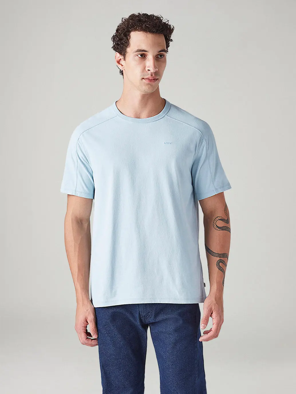 Men's Solid Regular Fit Commuter T-Shirt 2
