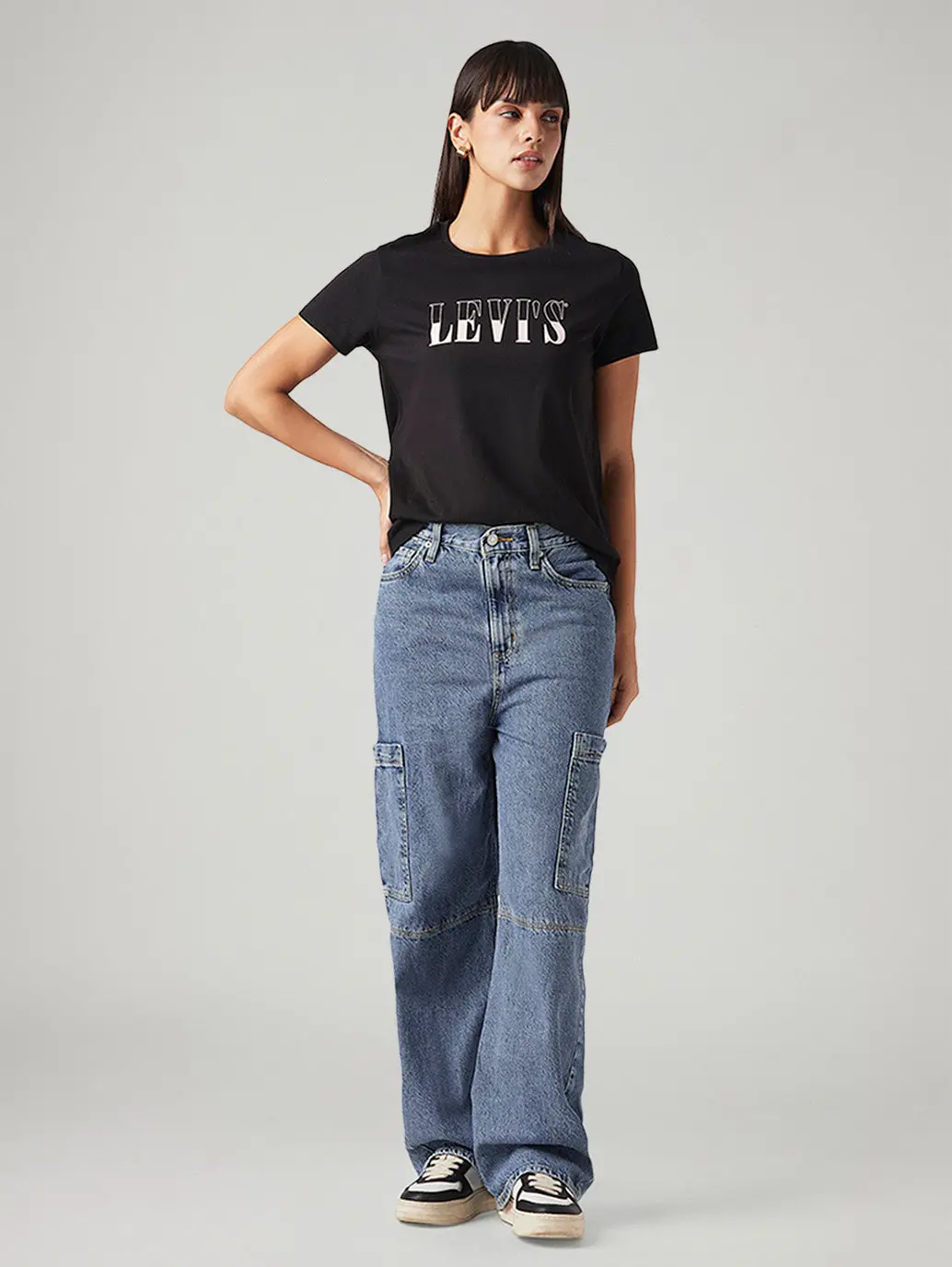 Women's Blue Loose Fit High Rise Jeans 1