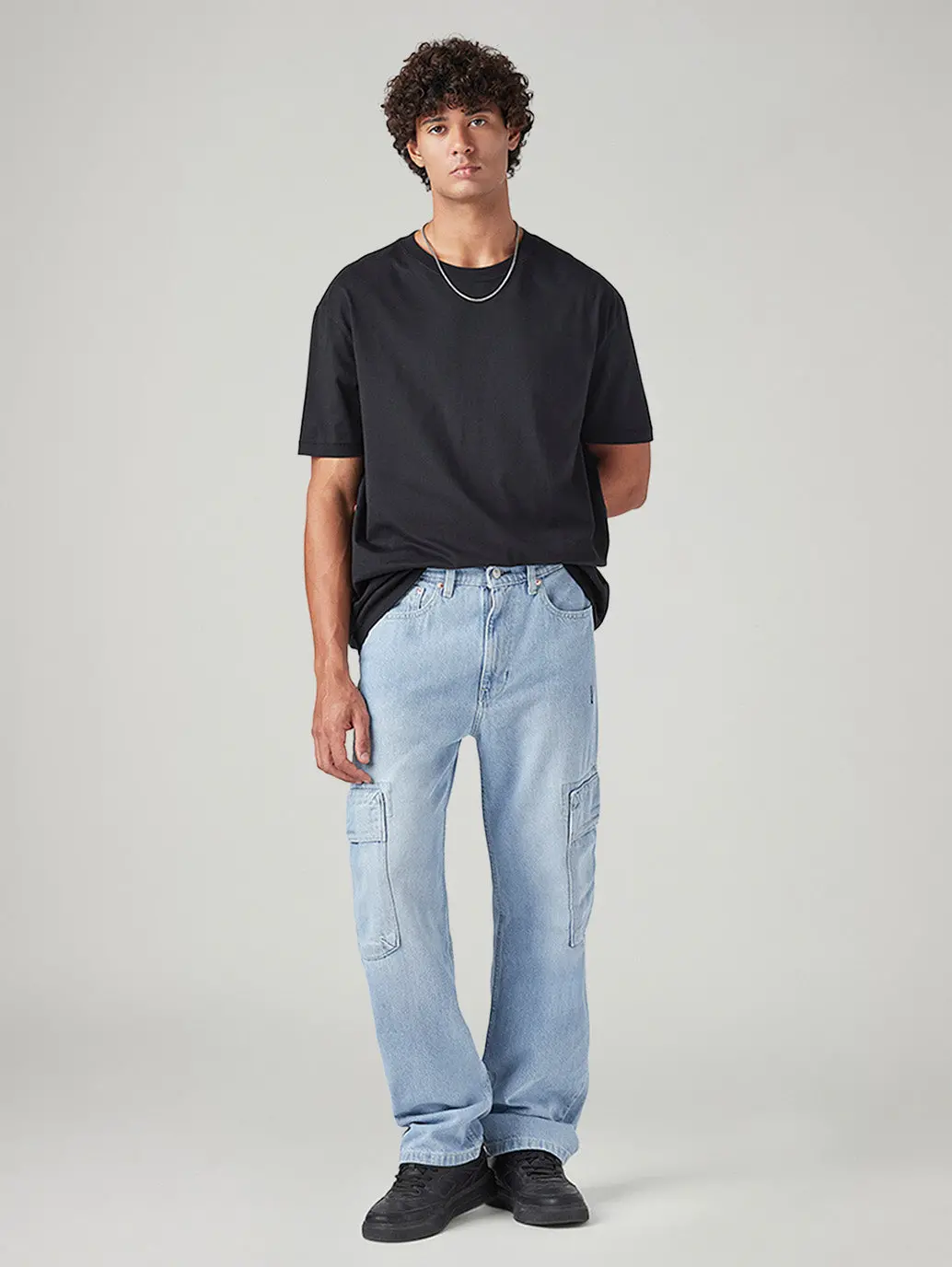 Men's 565 Light Blue Loose Fit Mid Rise Cargos 1
