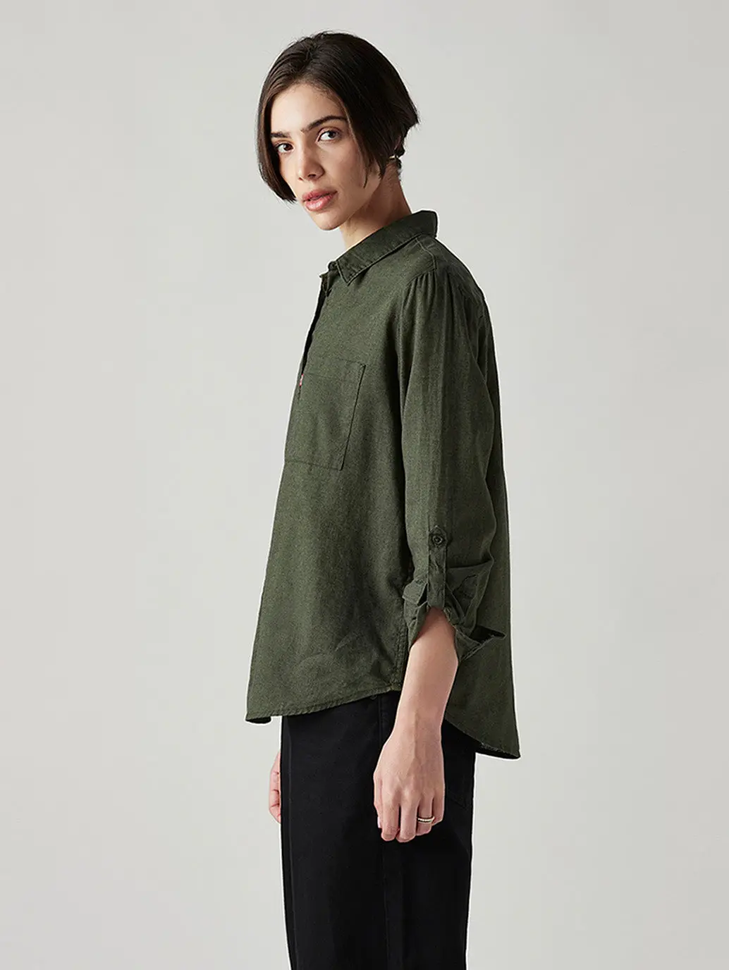 Women's Solid Relaxed Fit Linen Shirt 5
