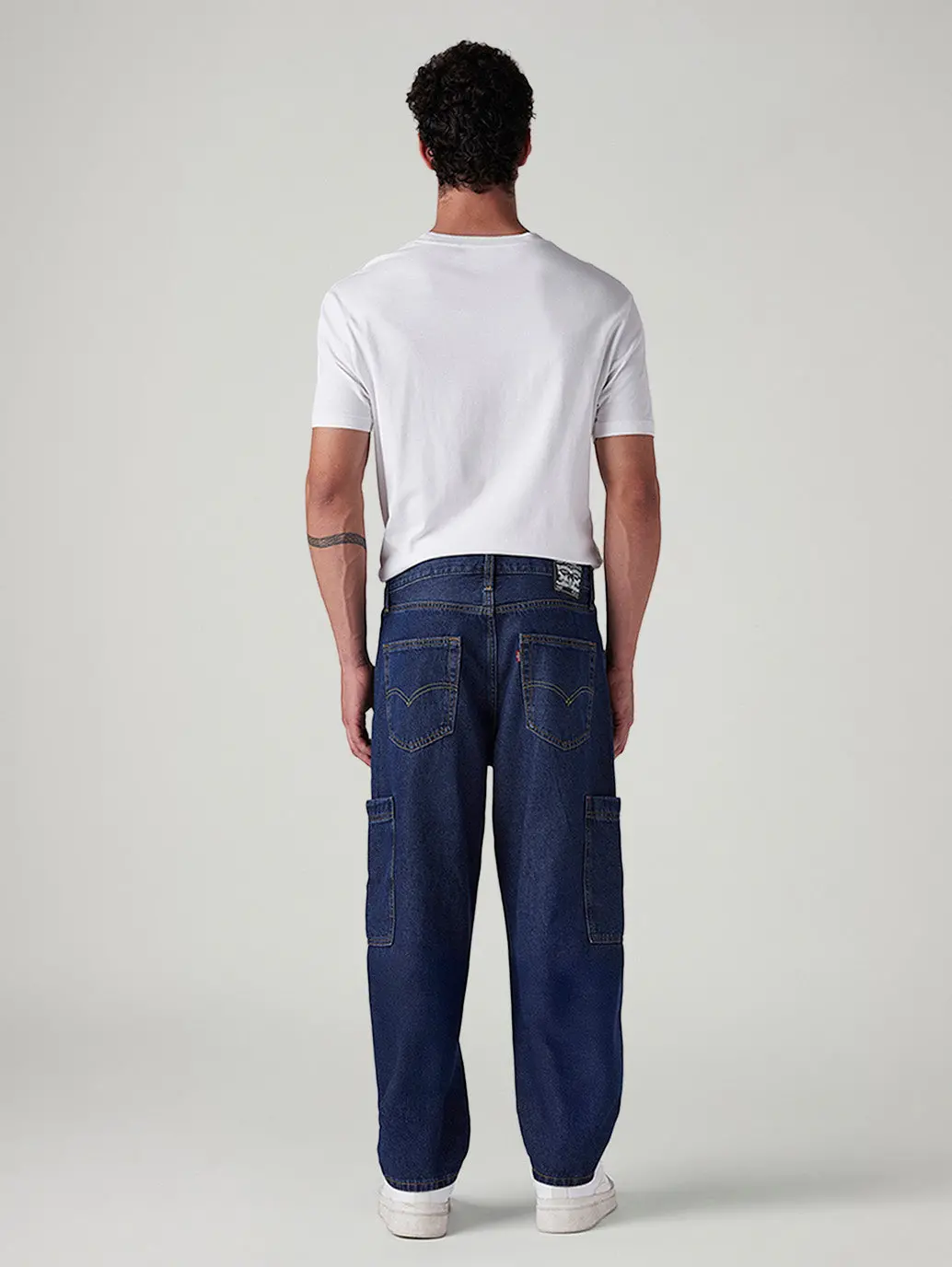 Men's 568 Med Indigo Loose Fit Mid Rise Jeans 5