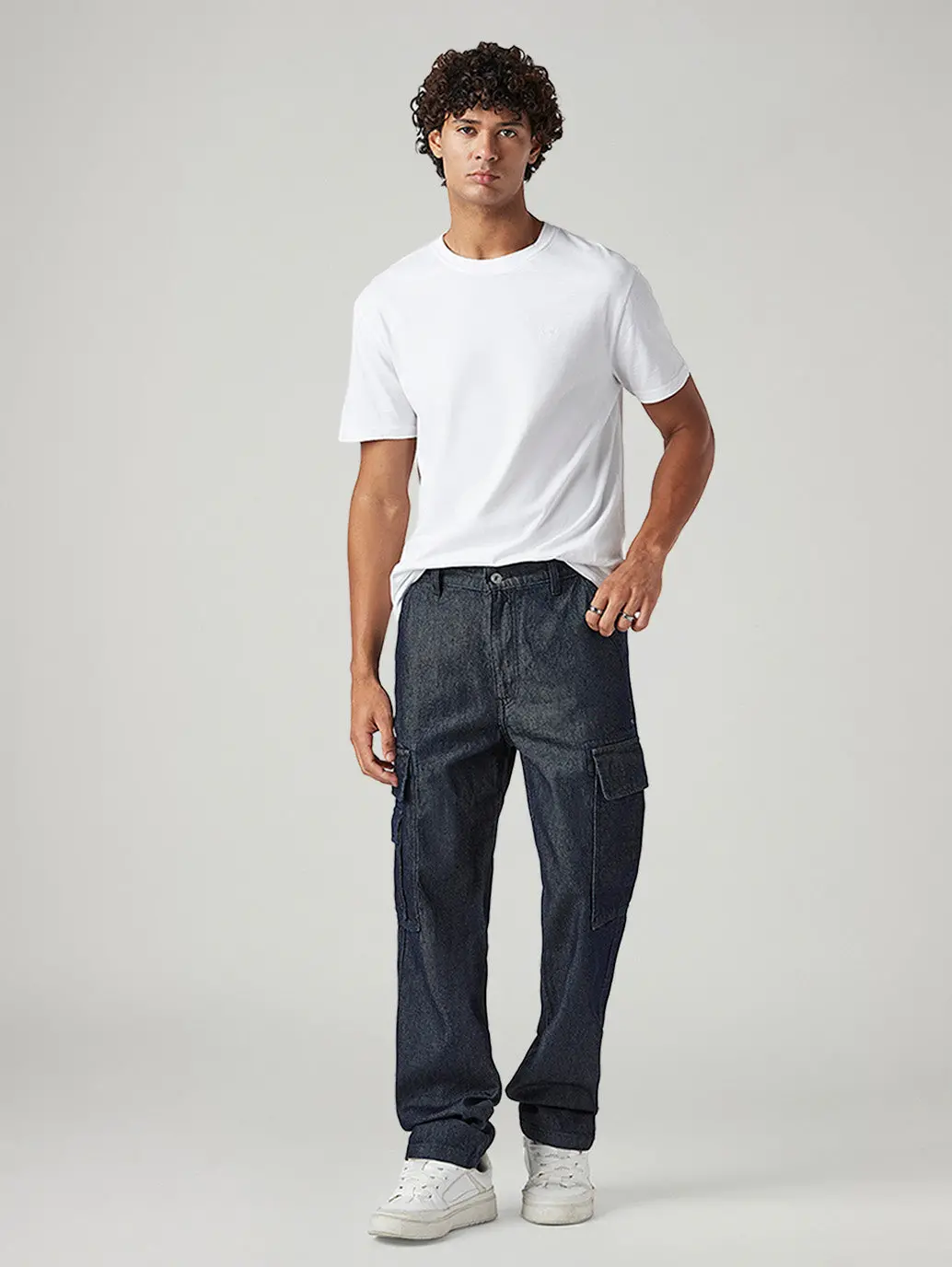 Men's 565 Navy Loose Fit Mid Rise Cargos 1