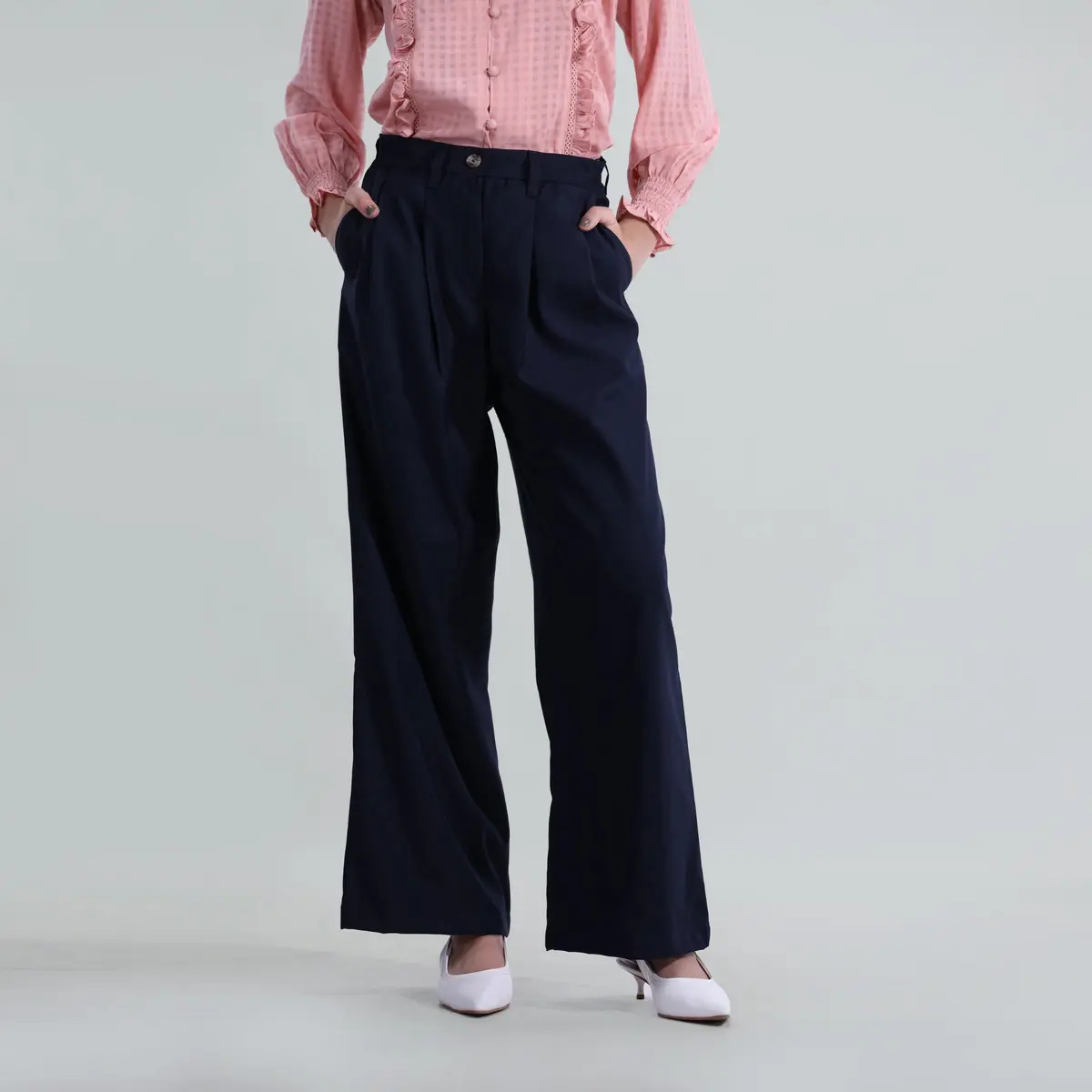 Tailored Wide Leg Pleated Trouser 1