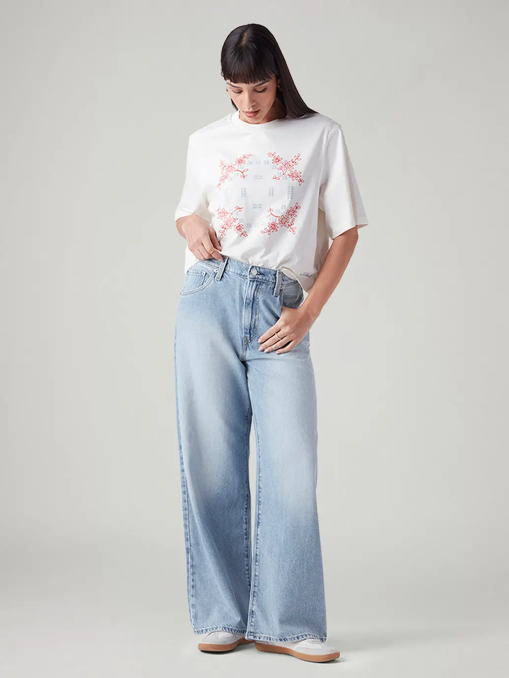 Women's Light Blue Wide Leg Fit High Rise Cinch Jeans 1