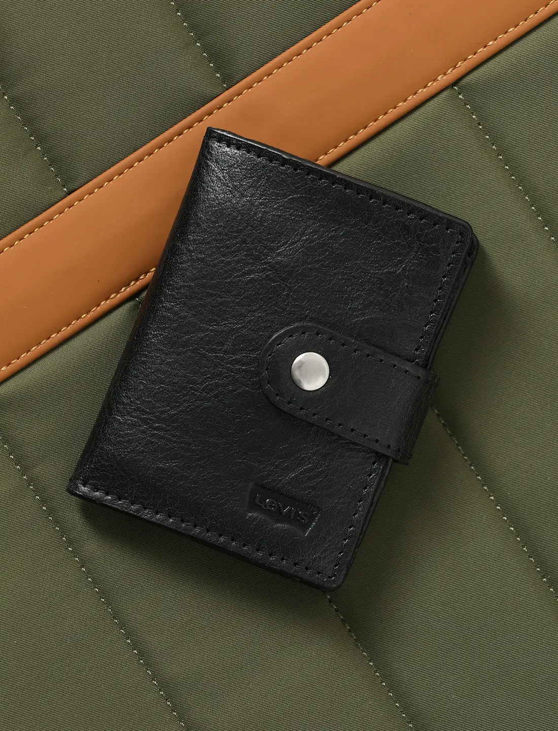 Men's Black Solid Card Holder 1