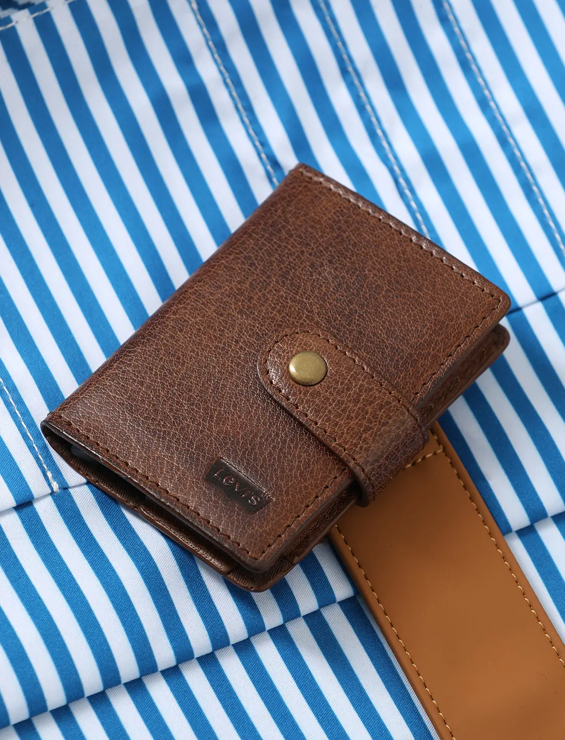 Men's Tan Solid Card Holder 1