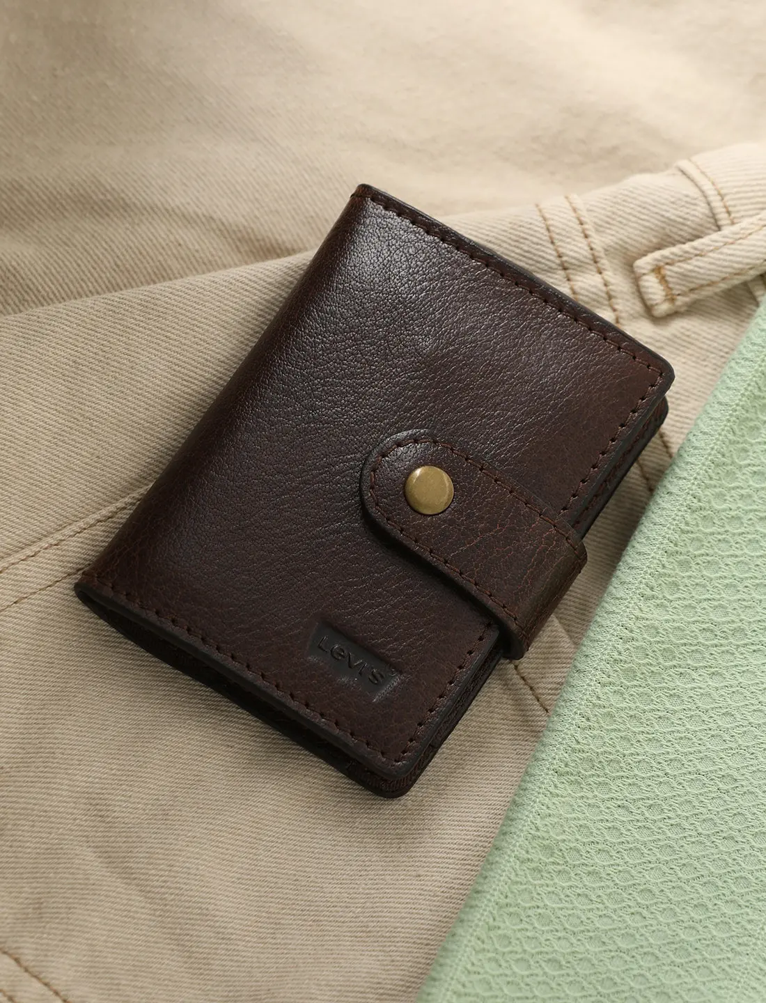 Men's Brown Solid Card Holder 1