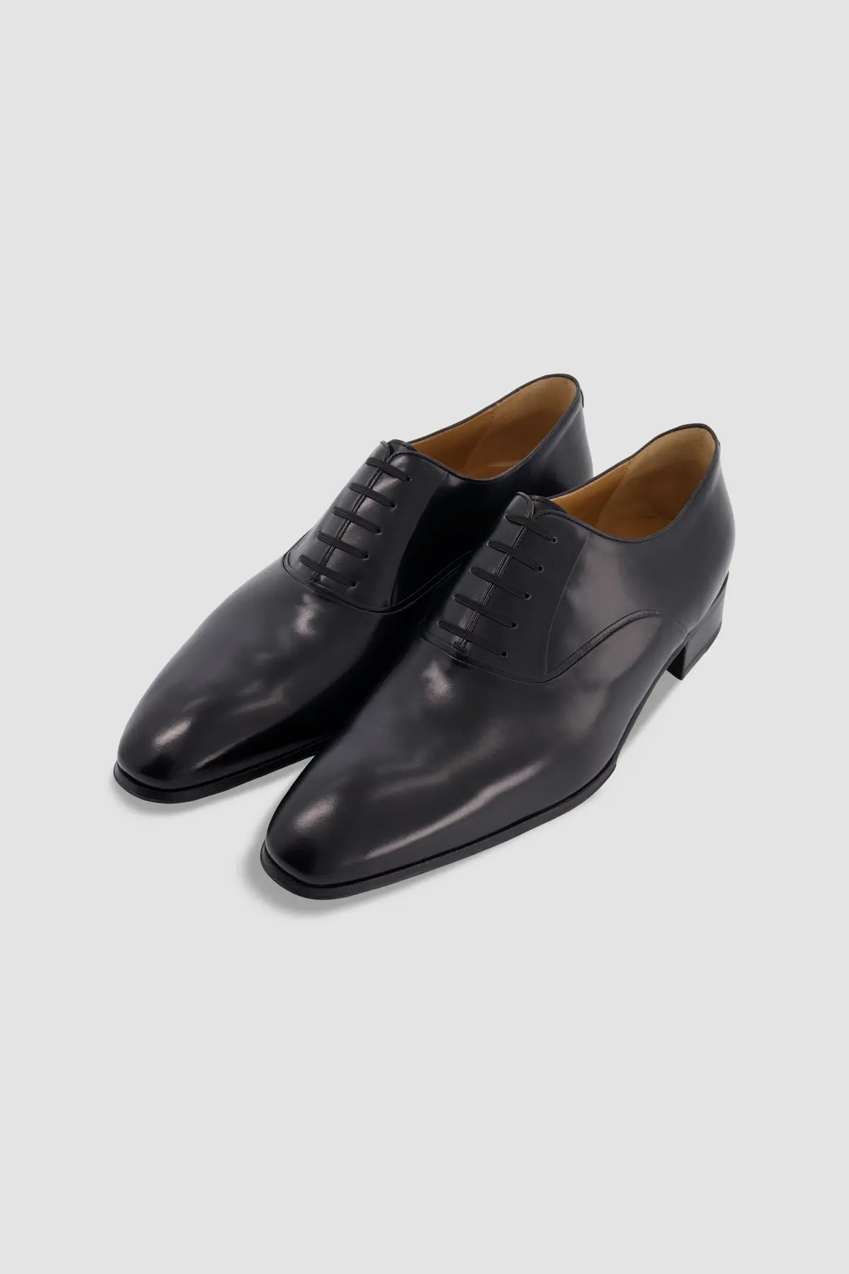 Artioli Black Classic 5 Lace 1
